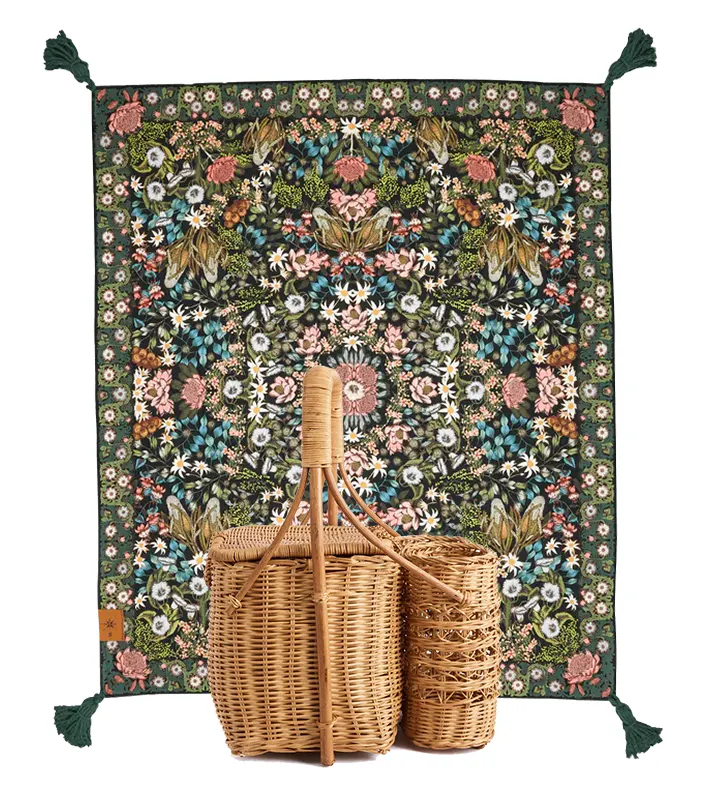 Picnic Basket and Native Wildflower blanket for hire in Wynnum Manly
